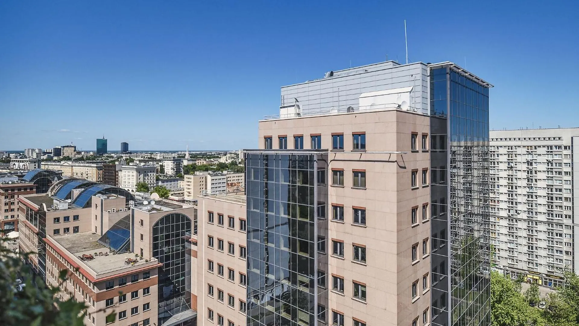 아파트 Charming Air-Conditioned Studio 950 M From Central Station, Bedroom & Separate Living Room 바르샤바